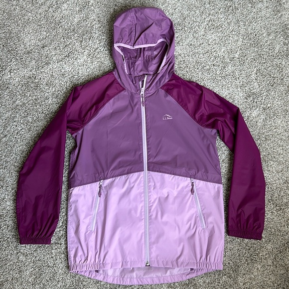 Girls L.L. Bean Wind and Rain Jacket - Picture 2 of 7